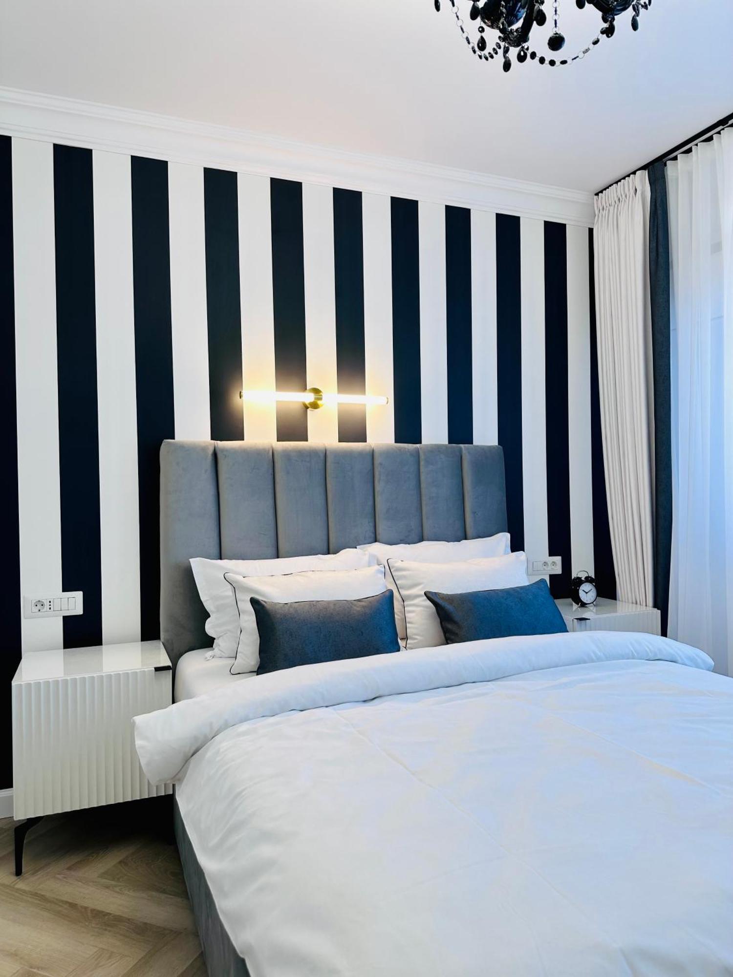 Studio Luxury Black & White Alba Iulia Luaran gambar