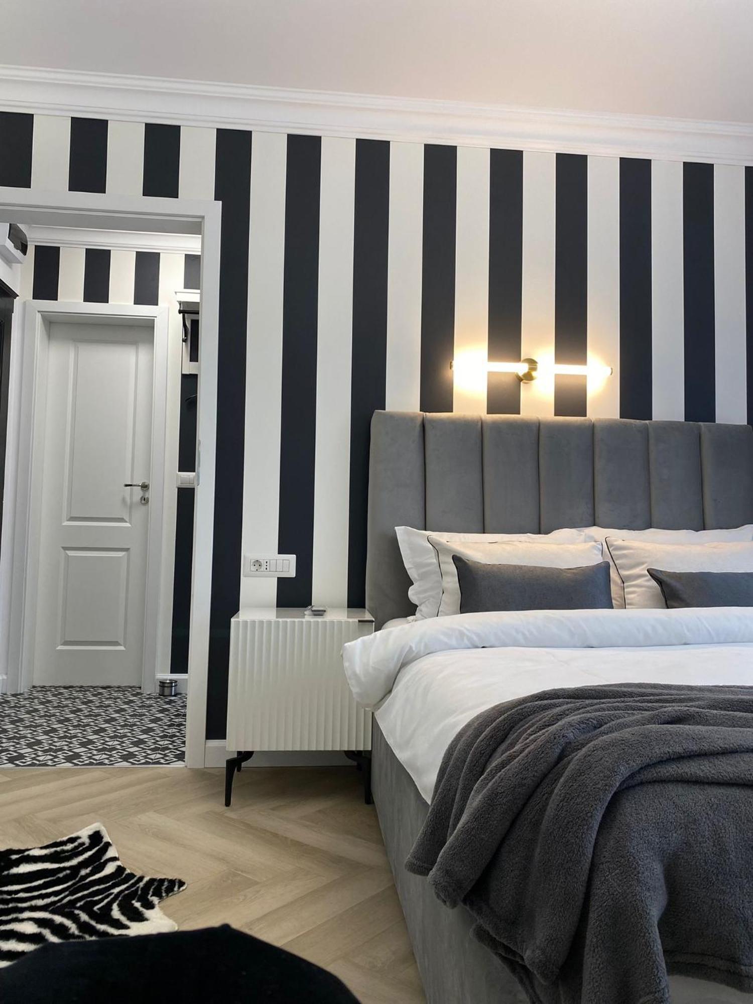 Studio Luxury Black & White Alba Iulia Luaran gambar